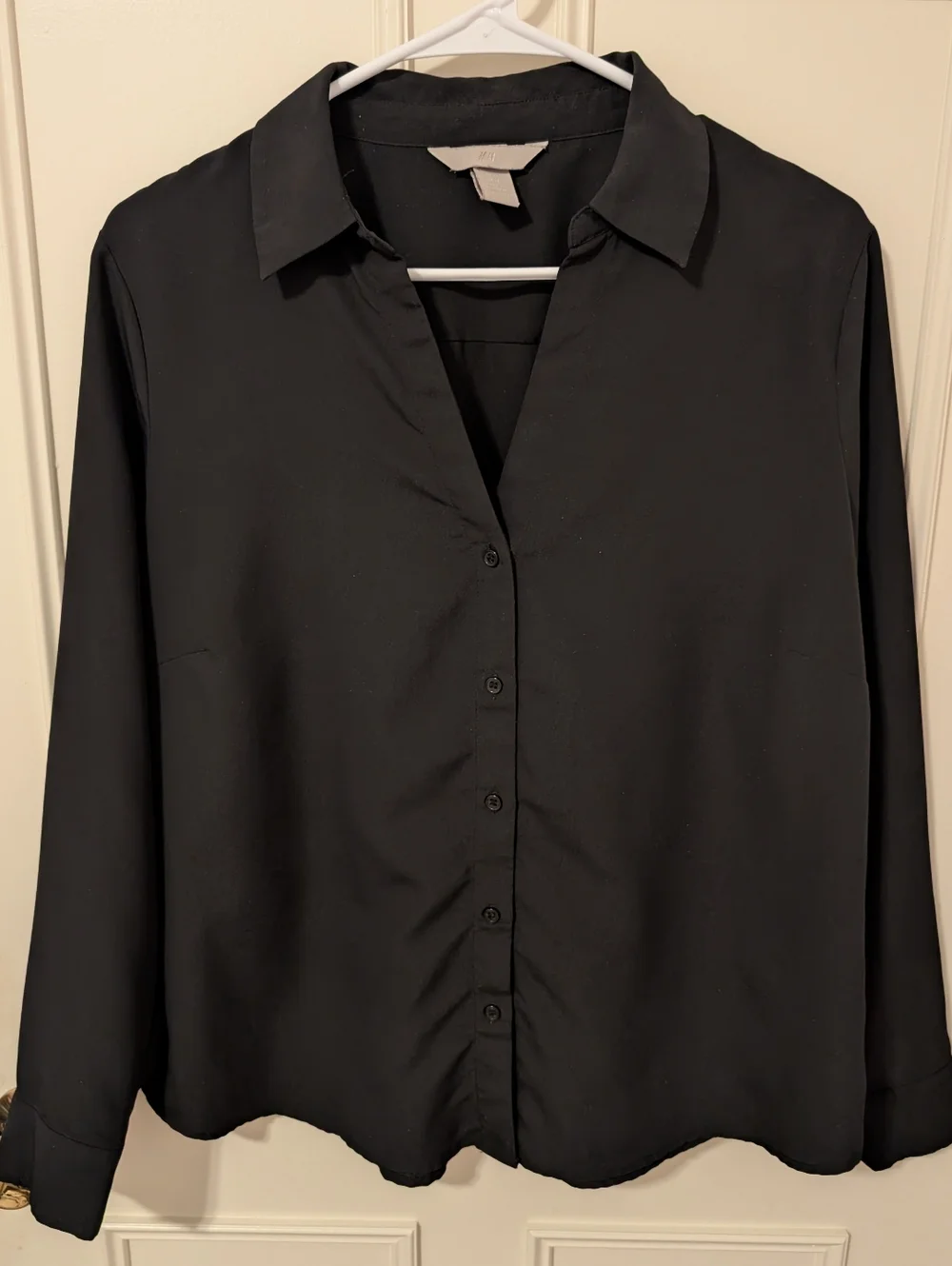 H&M Black V-Neck Blouse - Picture 1 of 4